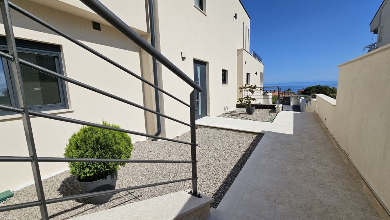 Villa en Lovran, Croacia, 298 m² - imagen 6