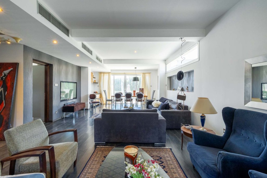 Flat in Limassol, Cyprus, 270 m² - picture 2