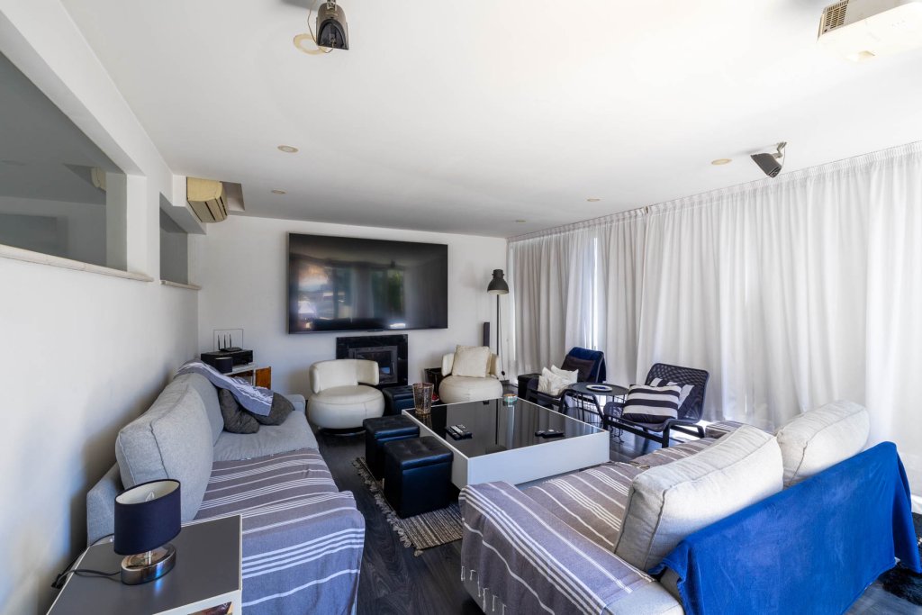 Flat in Limassol, Cyprus, 270 m² - picture 9