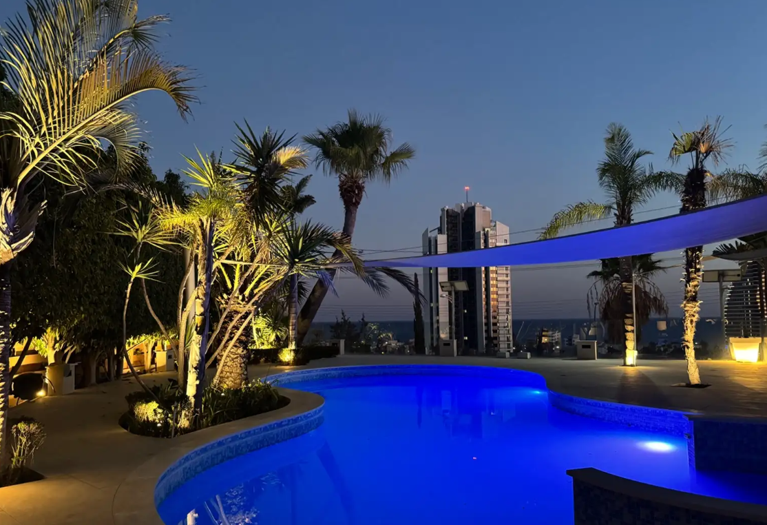 Casa a Germasogeia, Cipro, 470 m² - foto 3