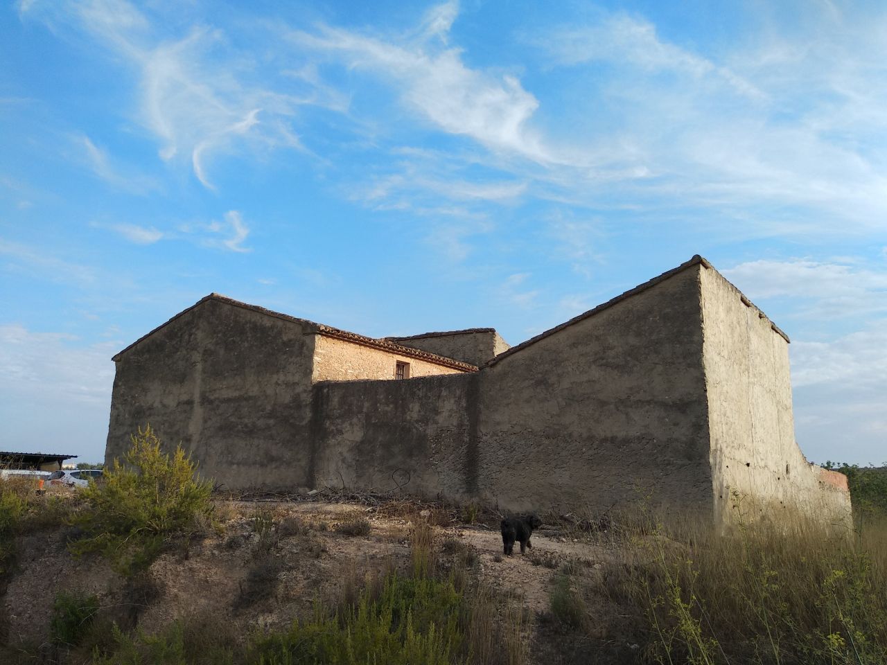 Maison en rénovation à Valence, Espagne, 488 m² - image 5