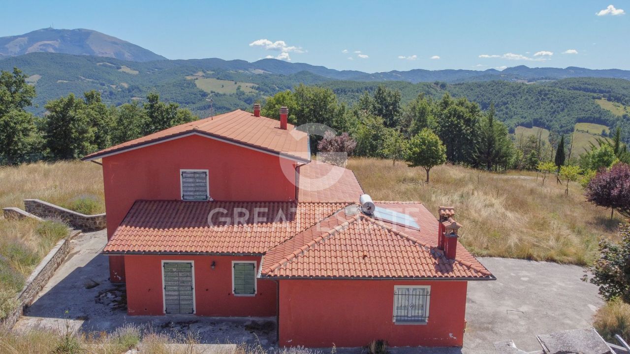 Casa en Pesaro y Urbino, Italia, 329.55 m² - imagen 3