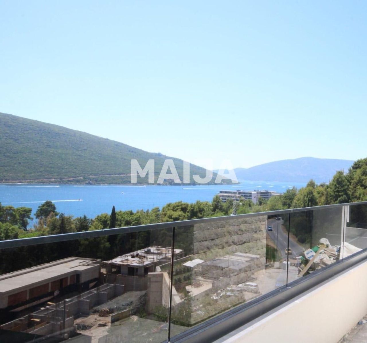 Appartement à Kumbor, Monténégro, 61 m² - image 1
