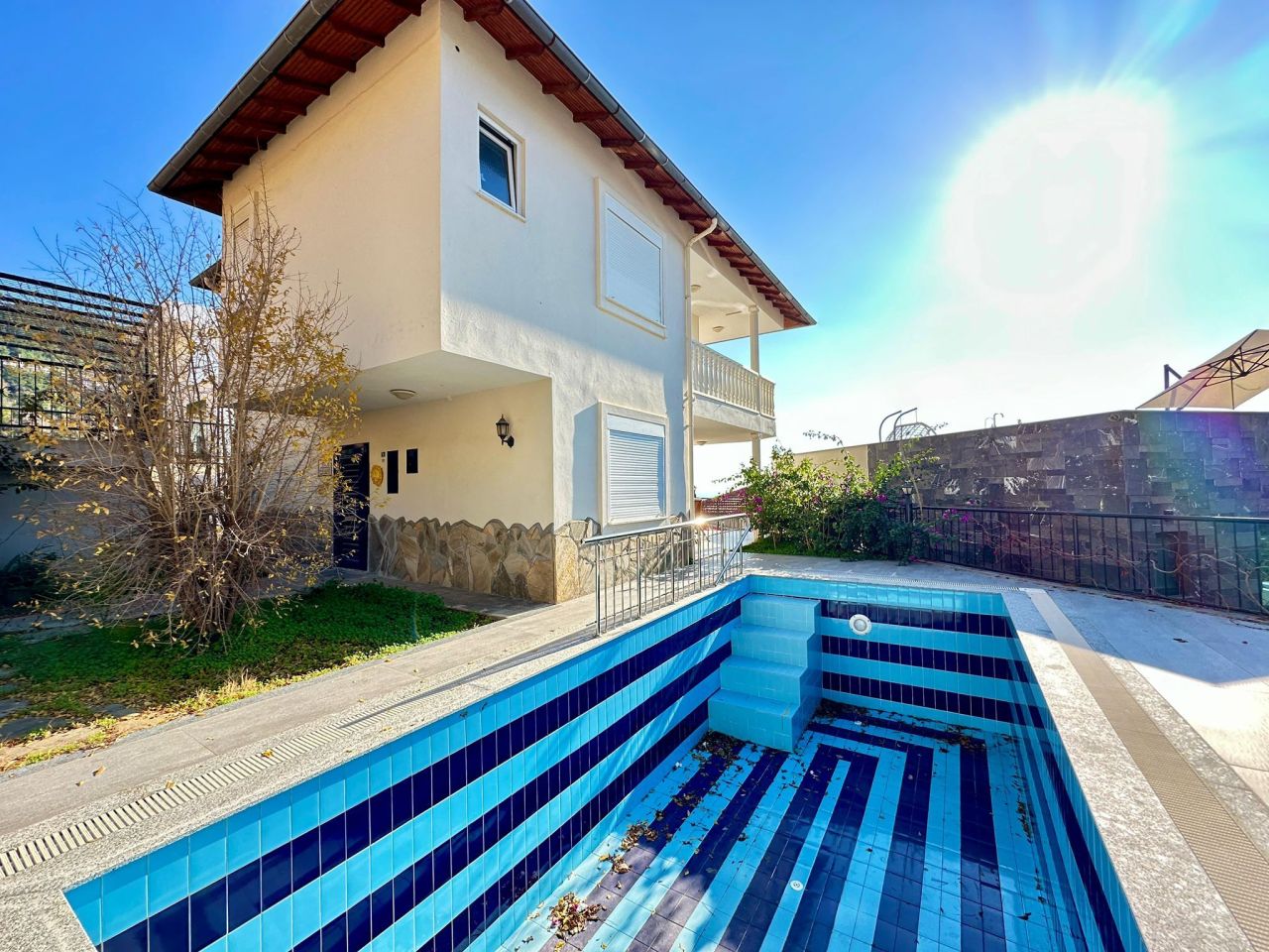 Villa in Alanya, Türkei, 330 m² - Foto 1