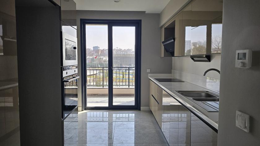 Flat in Kartal, Turkey, 84 m² - picture 12