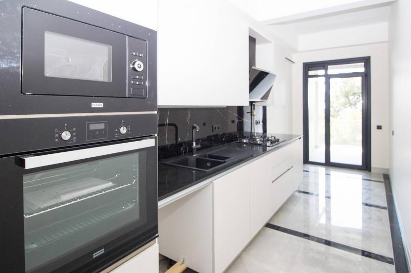 Flat in Maltepe, Turkey, 180 m² - picture 12