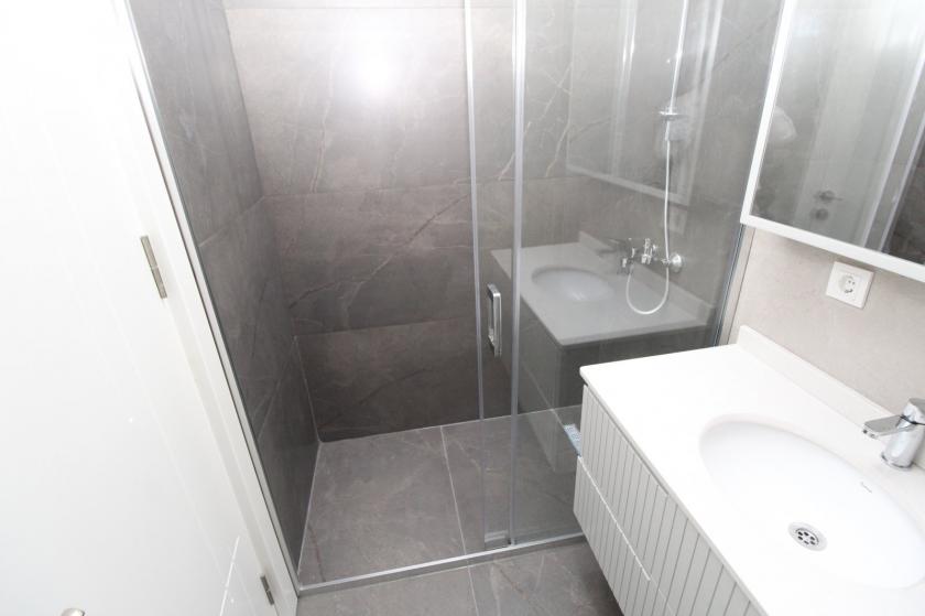 Flat in Istanbul, Turkey, 73 m² - picture 18