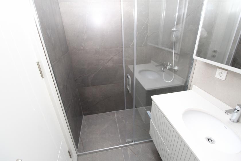 Flat in Istanbul, Turkey, 73 m² - picture 19