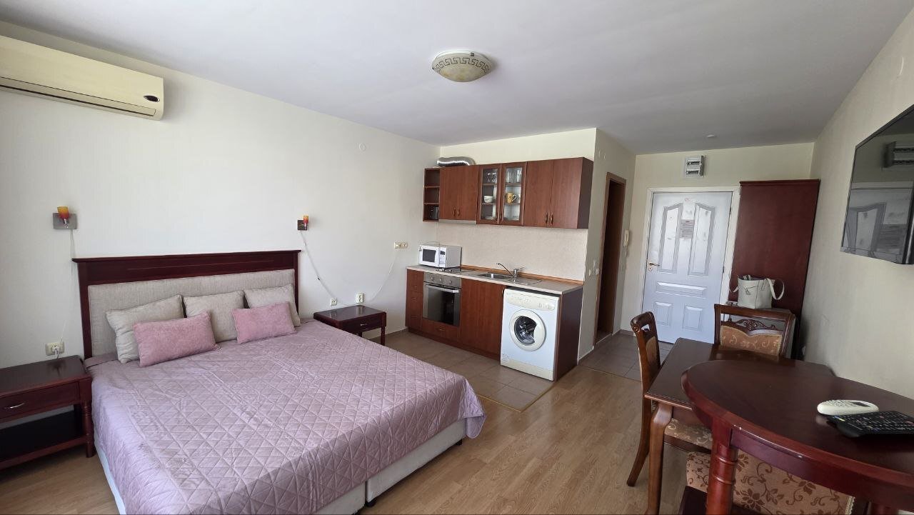 Appartement à Slantchev Briag, Bulgarie, 41 m² - image 1