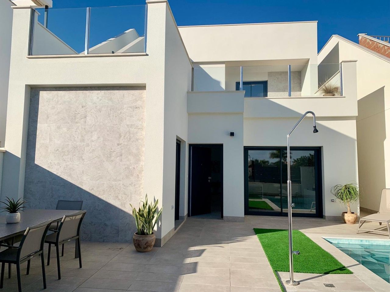 Villa Roda, Spanien, 125 m² - Foto 1