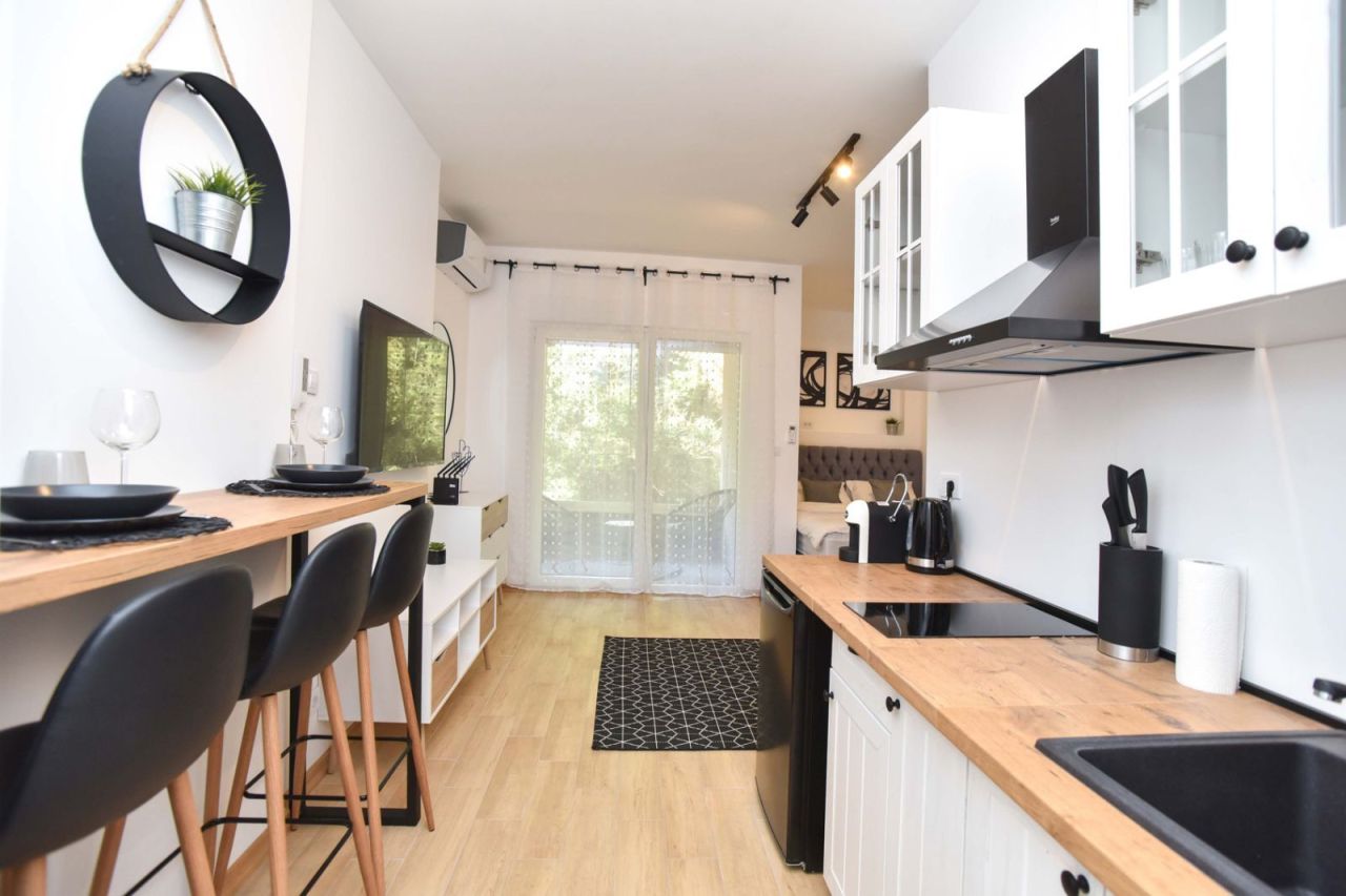 Apartment in Becici, Montenegro, 30 m² - Foto 1