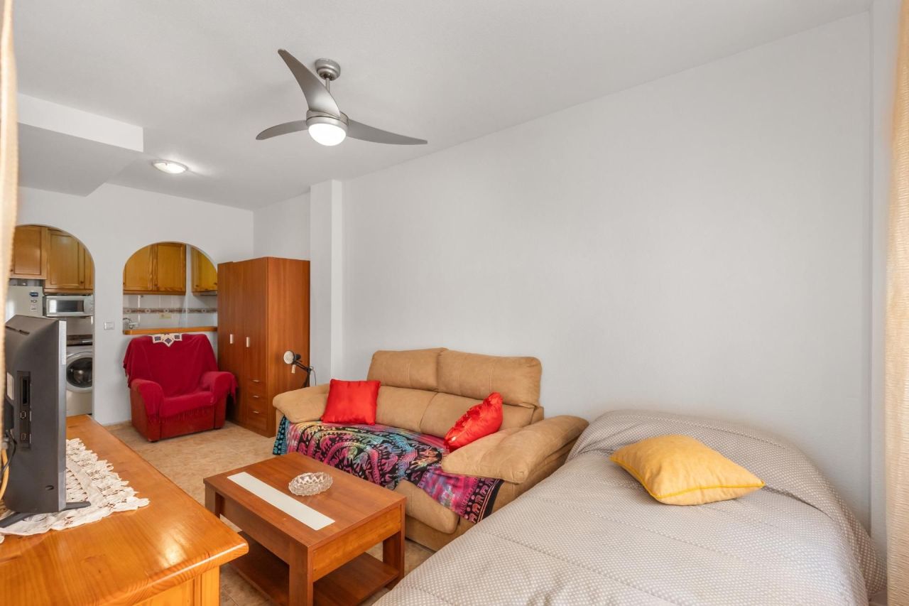 Studio in Torrevieja, Spanien, 32 m² - Foto 6
