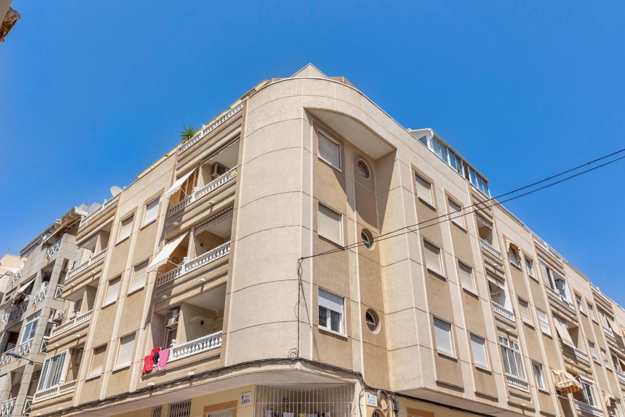 Studio in Torrevieja, Spanien, 32 m² - Foto 1