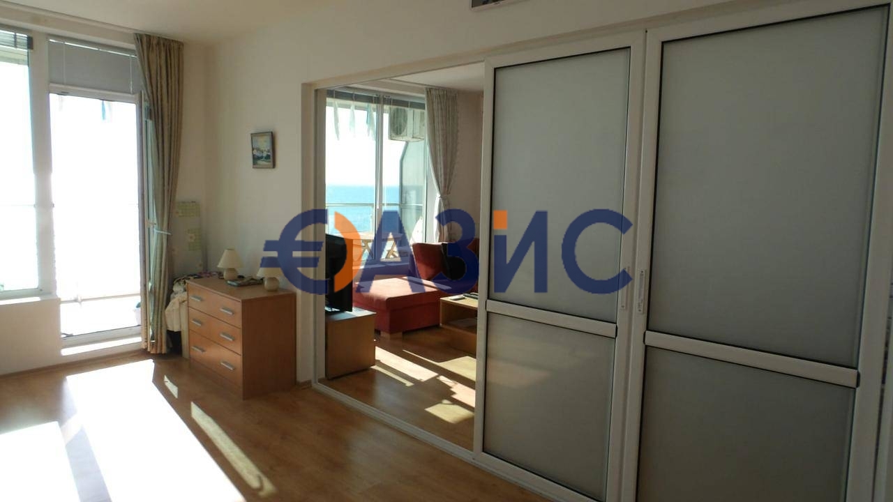 Apartment in Byala, Bulgaria, 90.1 m² - picture 12