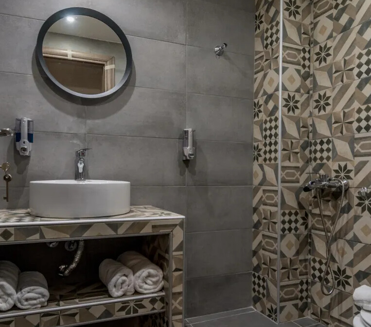 Flat in Thessaloniki, Greece, 224 m² - picture 5