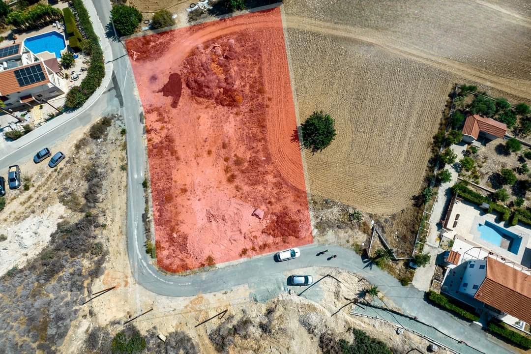 Terreno a Larnaca, Cipro, 2 237 m2 - foto 5