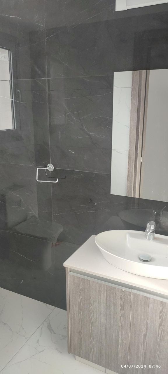 Apartment in Mesa Chorio, Cyprus, 93 m² - picture 14