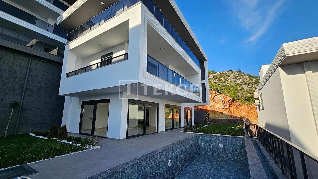 Villa in Alanya, Türkei, 320 m² - Foto 2