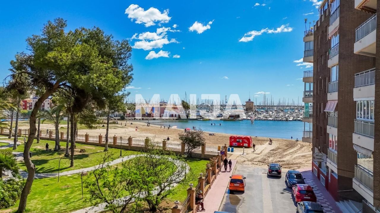 Apartamento en Torrevieja, España, 110 m² - imagen 1