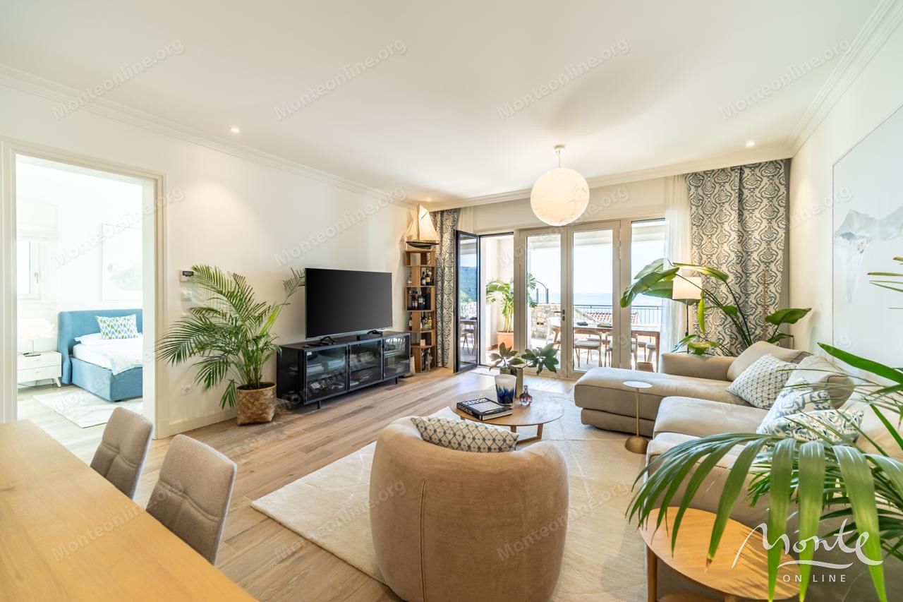 Appartamento a Tivat, Montenegro, 105 m² - foto 11