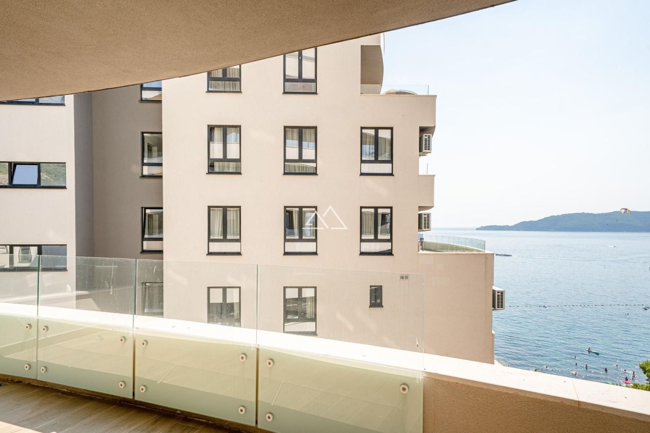 Apartment in Rafailovici, Montenegro, 57 m² - Foto 3