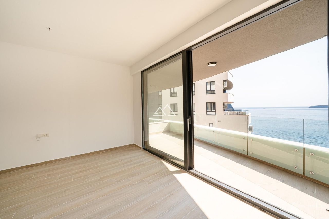 Appartamenti a Rafailovici, Montenegro, 70 m² - foto 5