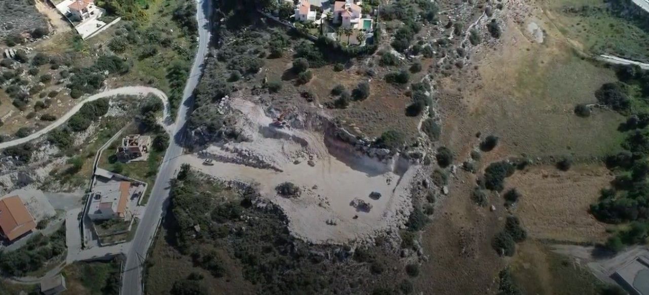 Terrain à Limassol, Chypre, 2 000 m² - image 1
