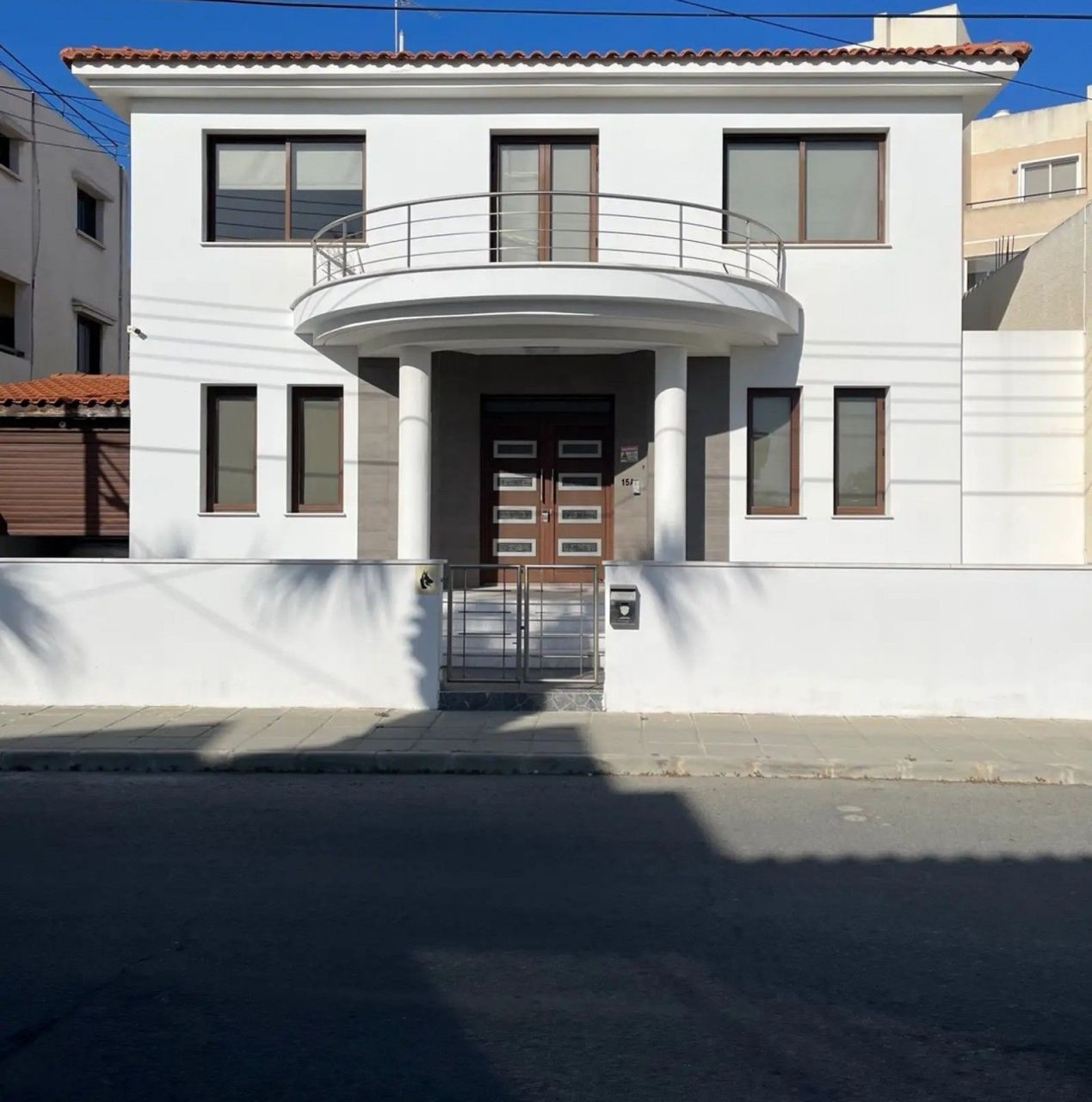 Villa in Larnaca, Cyprus, 300 m² - picture 1