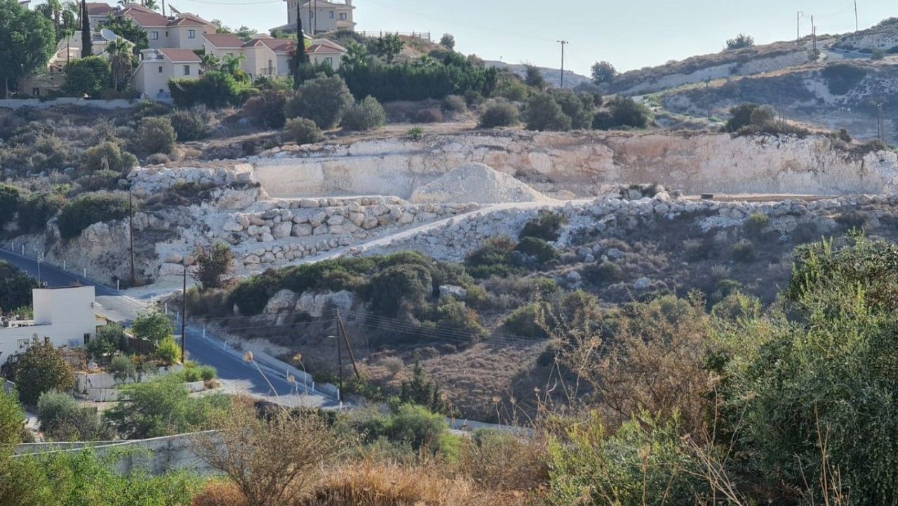 Terreno en Limasol, Chipre, 2 000 m² - imagen 4