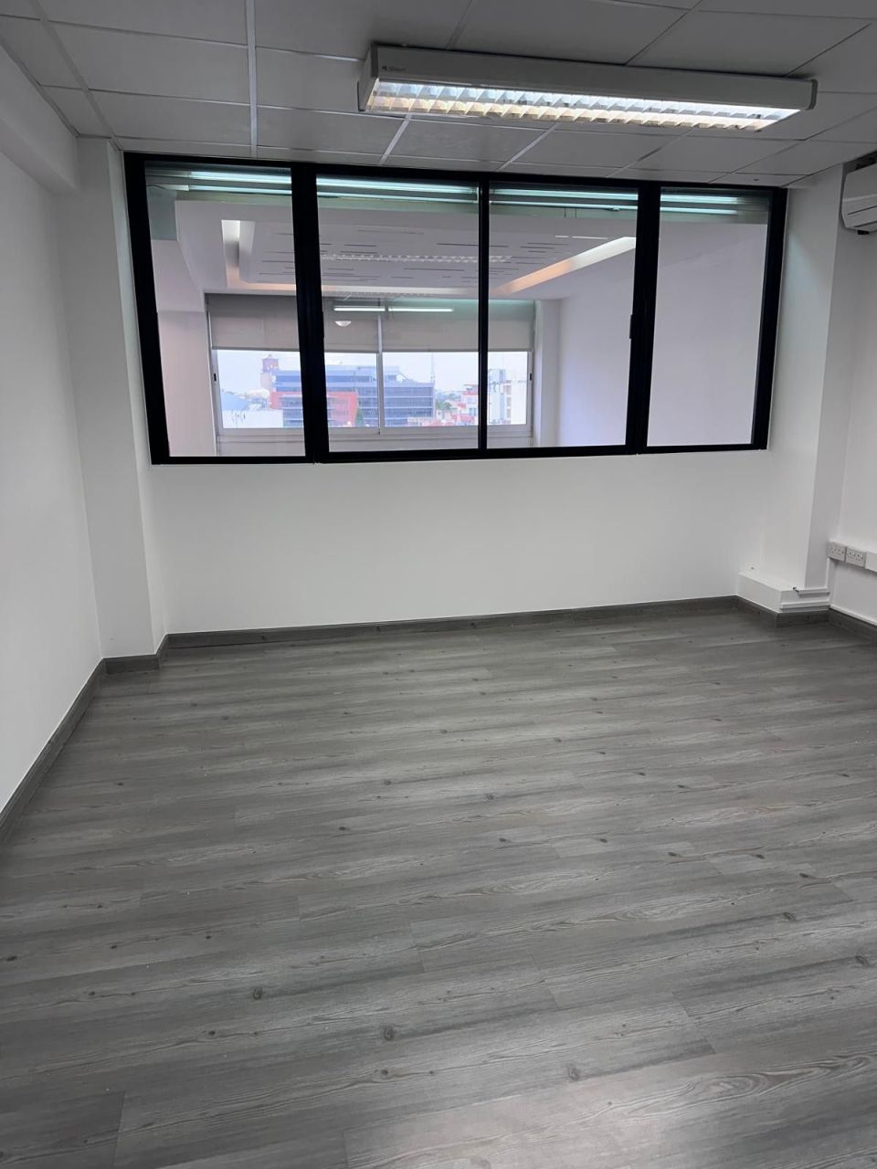 Ufficio a Limassol, Cipro, 120 m² - foto 6