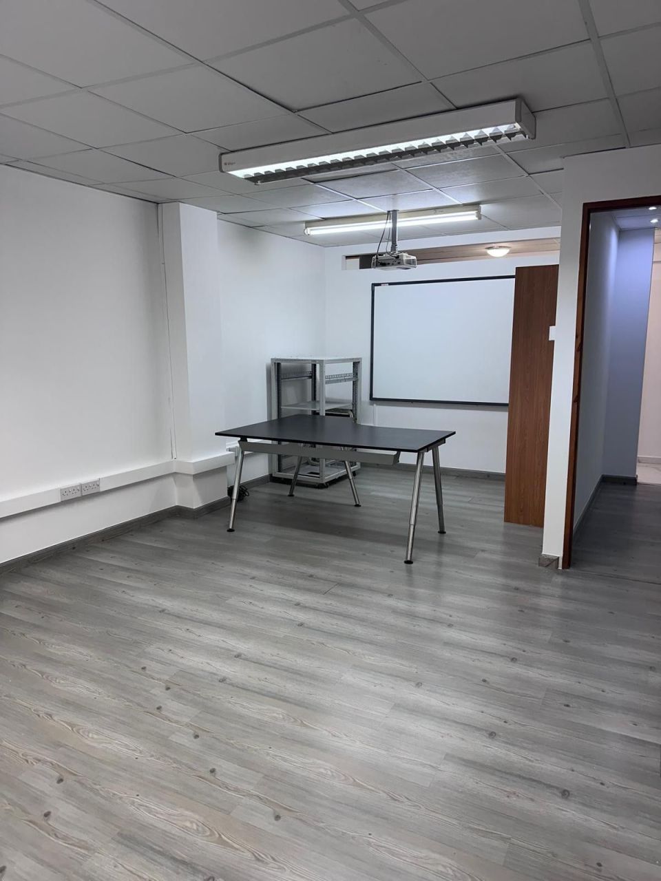 Ufficio a Limassol, Cipro, 120 m² - foto 10