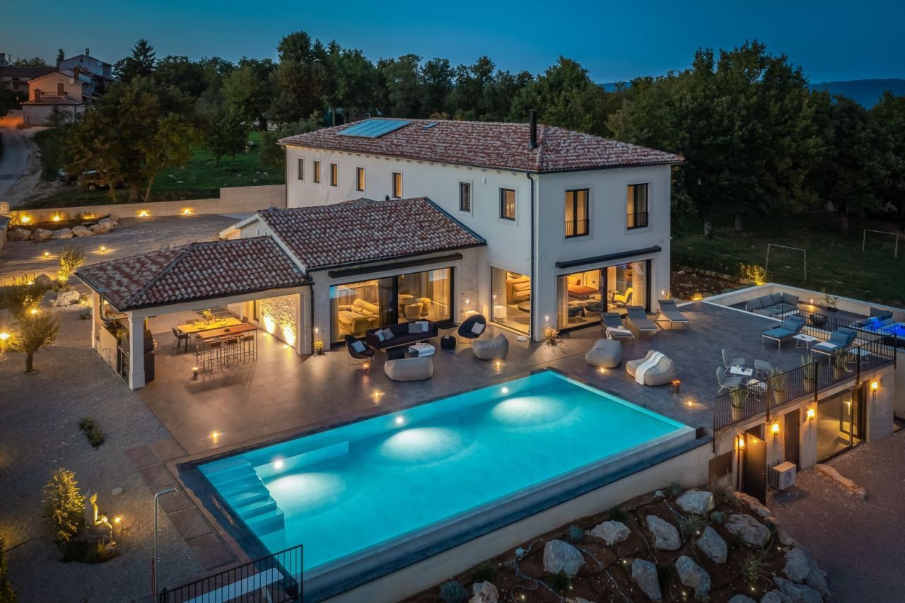 Villa Rakotule, Karojba, Kroatien, 435 m² - Foto 1