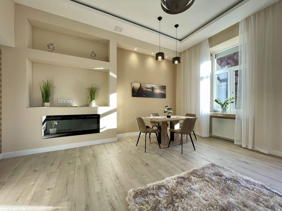 Apartment in Budapest, Hungary, 78 m² - picture 1