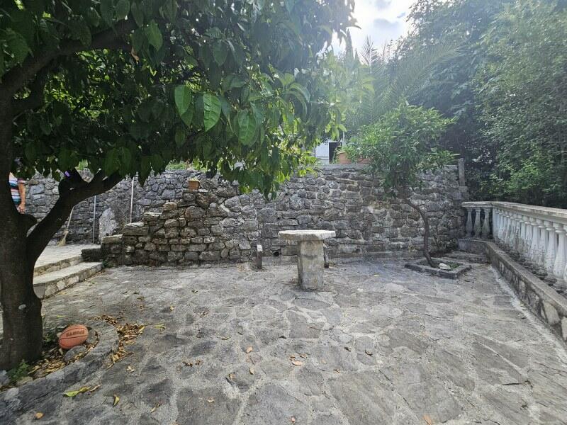 Haus in Tivat, Montenegro, 105 m² - Foto 5