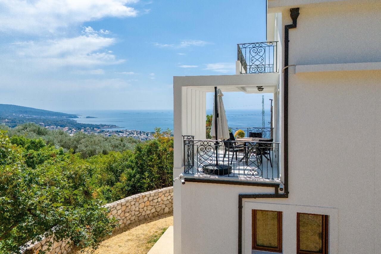 Haus in Dobra Voda, Montenegro, 406 m² - Foto 6