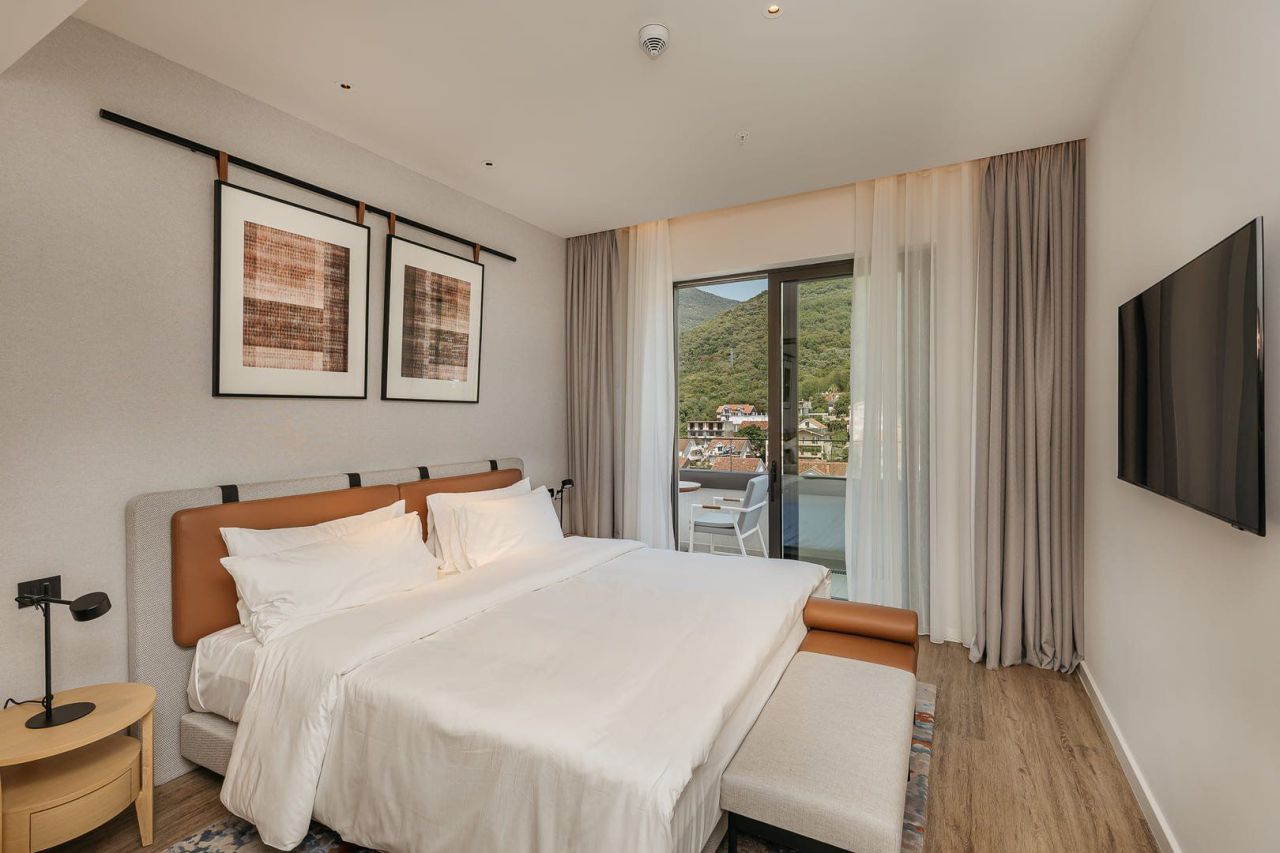 Appartamenti a Tivat, Montenegro, 199 m² - foto 12