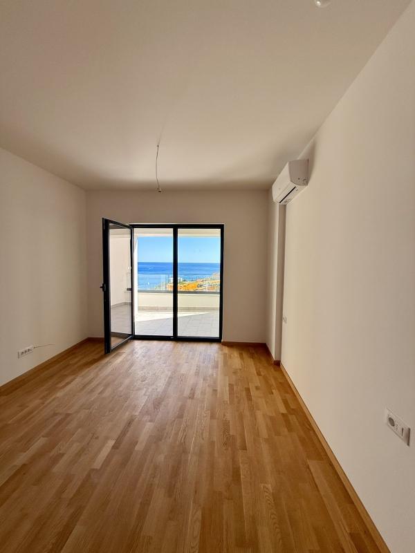 Piso en Becici, Montenegro, 29 m² - imagen 1