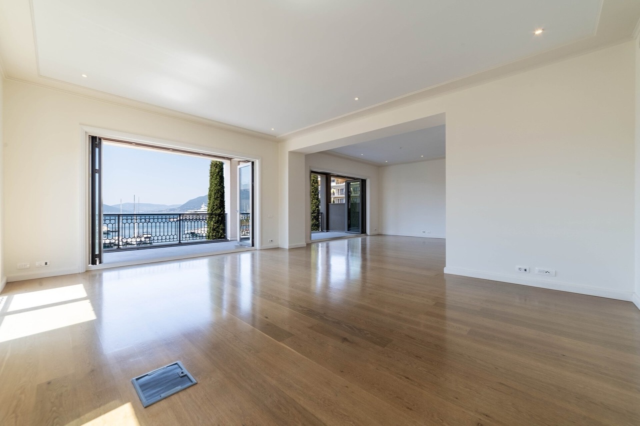 Piso en Tivat, Montenegro, 228 m² - imagen 15