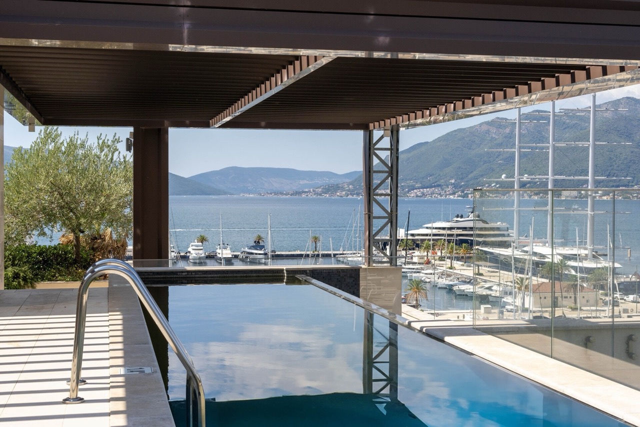 Wohnung in Tivat, Montenegro, 498 m² - Foto 3