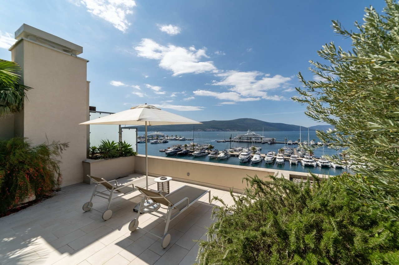 Wohnung in Tivat, Montenegro, 498 m² - Foto 13