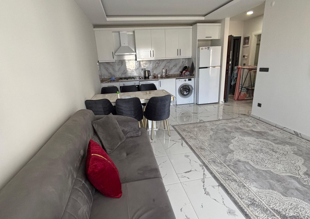 Flat in Alanya, Turkey, 60 m² - picture 1