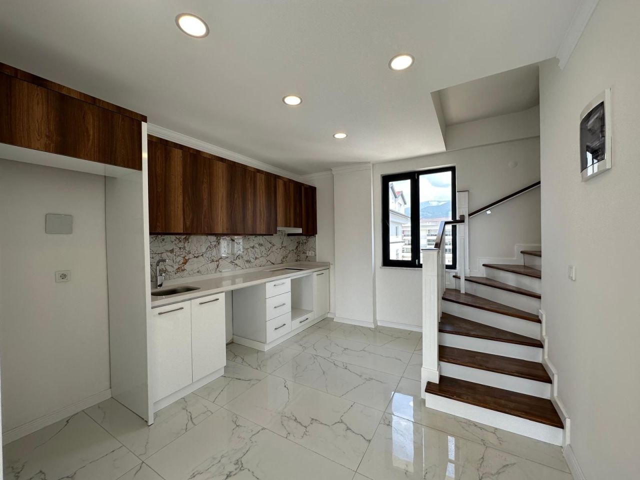 Ático en Kestel, Turquia, 90 m² - imagen 1