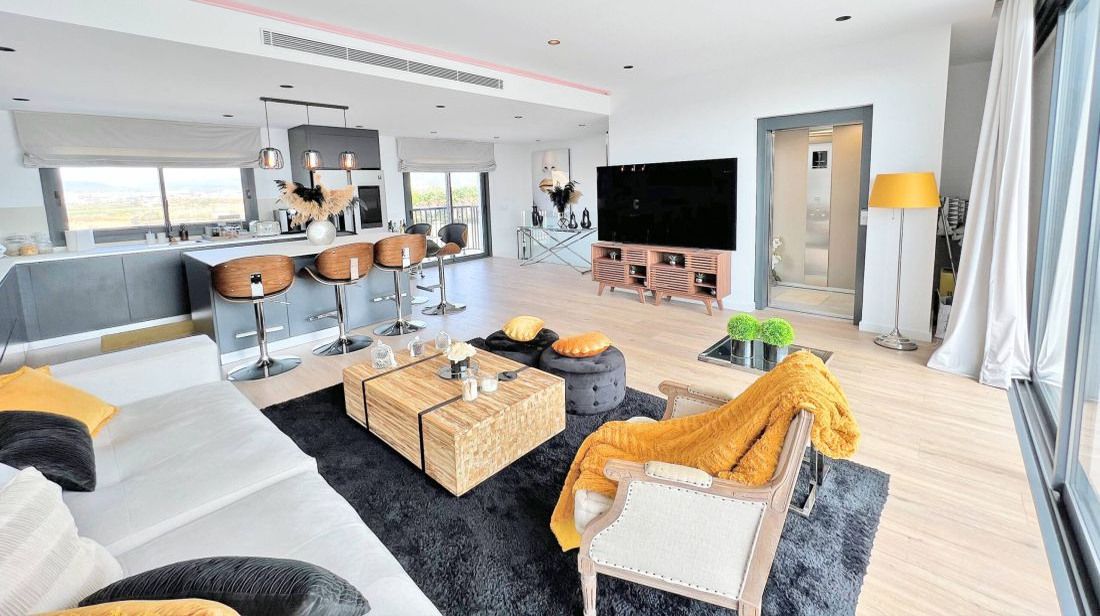 Penthouse in Palma de Mallorca, Spain, 140 m² - picture 1