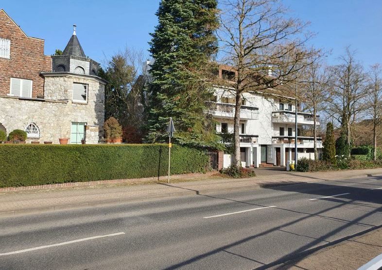 Terrain à Meerbusch, Allemagne, 1 200 m² - image 2