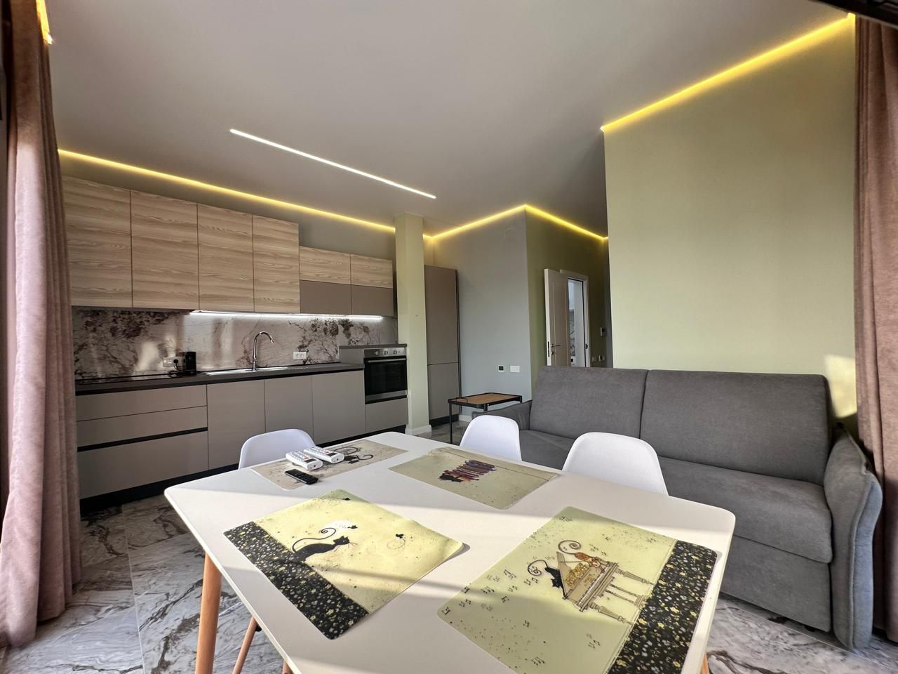 Appartement à Tivat, Monténégro, 38 m² - image 1