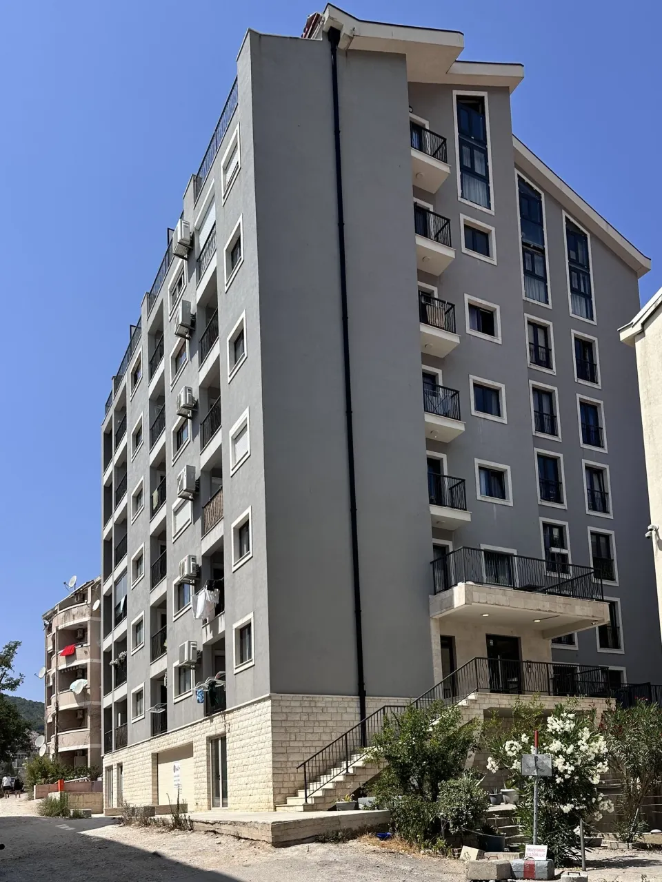 Piso en Budva, Montenegro, 24 m² - imagen 1
