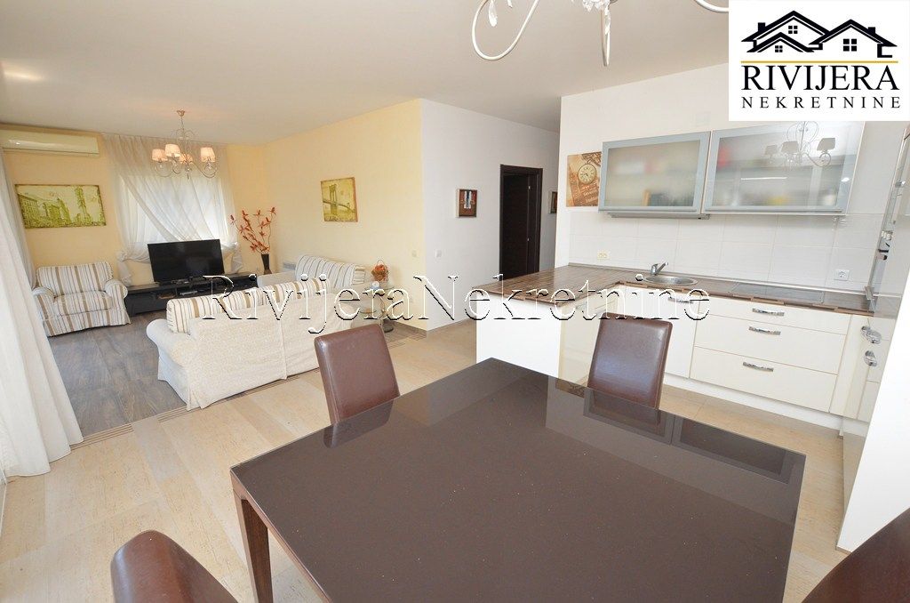 Piso en Herceg-Novi, Montenegro, 102 m² - imagen 5