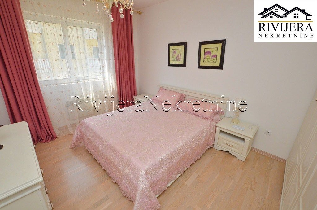 Piso en Herceg-Novi, Montenegro, 102 m² - imagen 9
