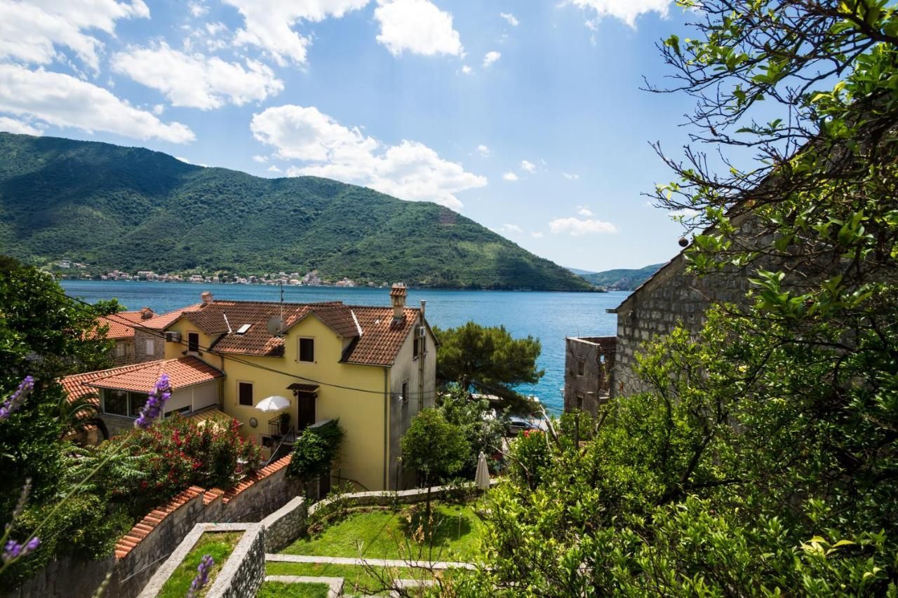 Villa in Perast, Montenegro, 136 m² - Foto 1