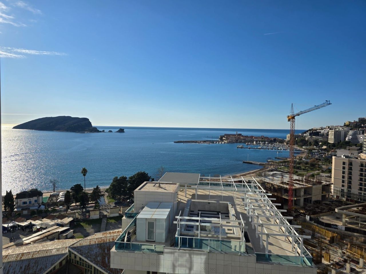 Apartment in Budva, Montenegro, 104 m² - picture 1